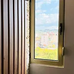 Urban Serenity Skyline Premium - Blloku 地拉那
