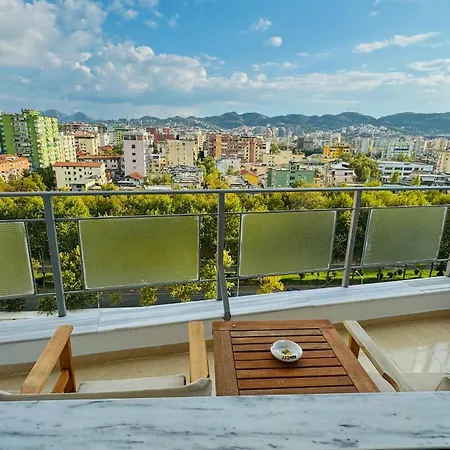 Urban Serenity Skyline Premium - Blloku Appartement