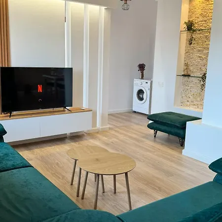 Appartement Urban Serenity Skyline Premium - Blloku *