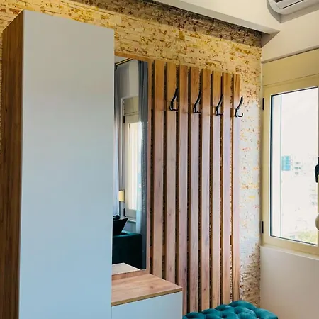 Urban Serenity Skyline Premium - Blloku *