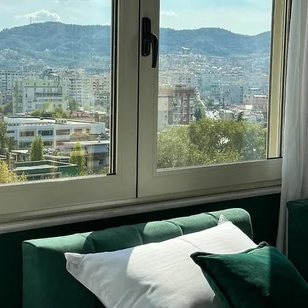 Appartamento Urban Serenity Skyline Premium - Blloku Tirana