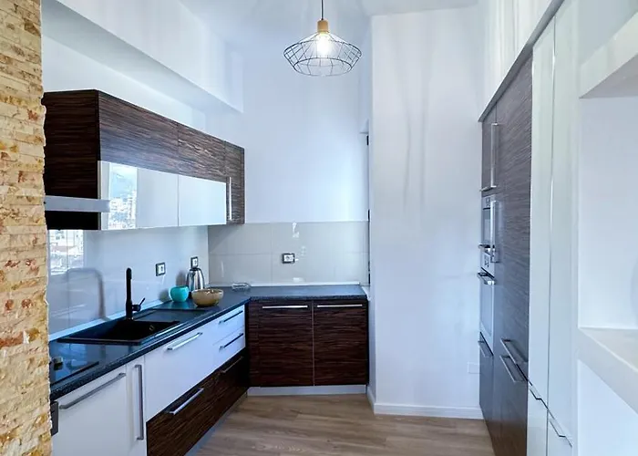 Lejlighed Urban Serenity Skyline Premium - Blloku *